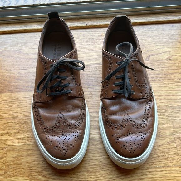 ColeHaan shoes/sneakers, size 10, gentlest used. Small spot on right toe. - Picture 6 of 6